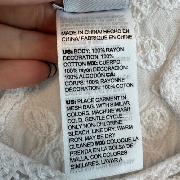 Chico's White Cutwork Top Scoop Neck Short Sleeve Knit Blouse Size 2 14/16 - Picture 6 of 14